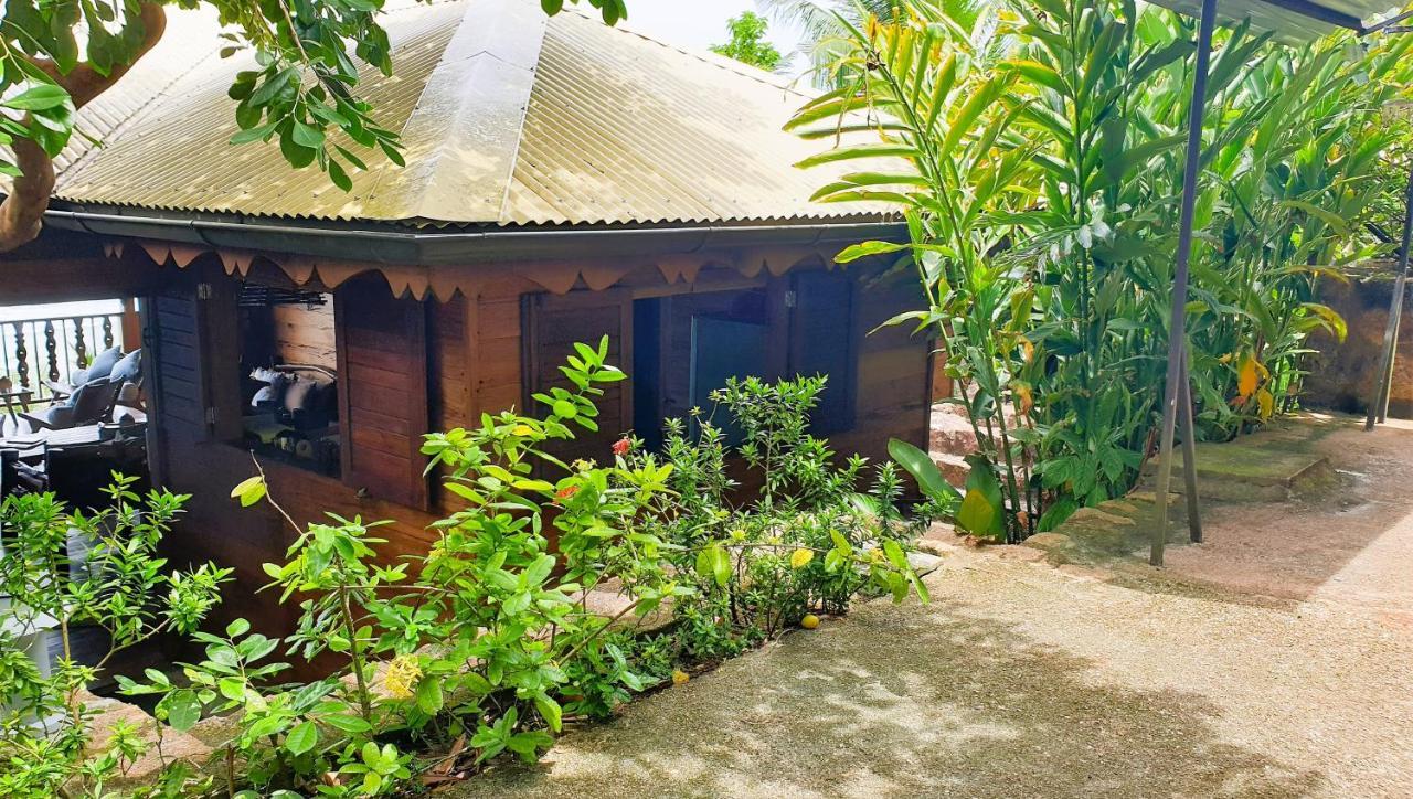 Villa Lakaz An Bwa à La Digue  Extérieur photo