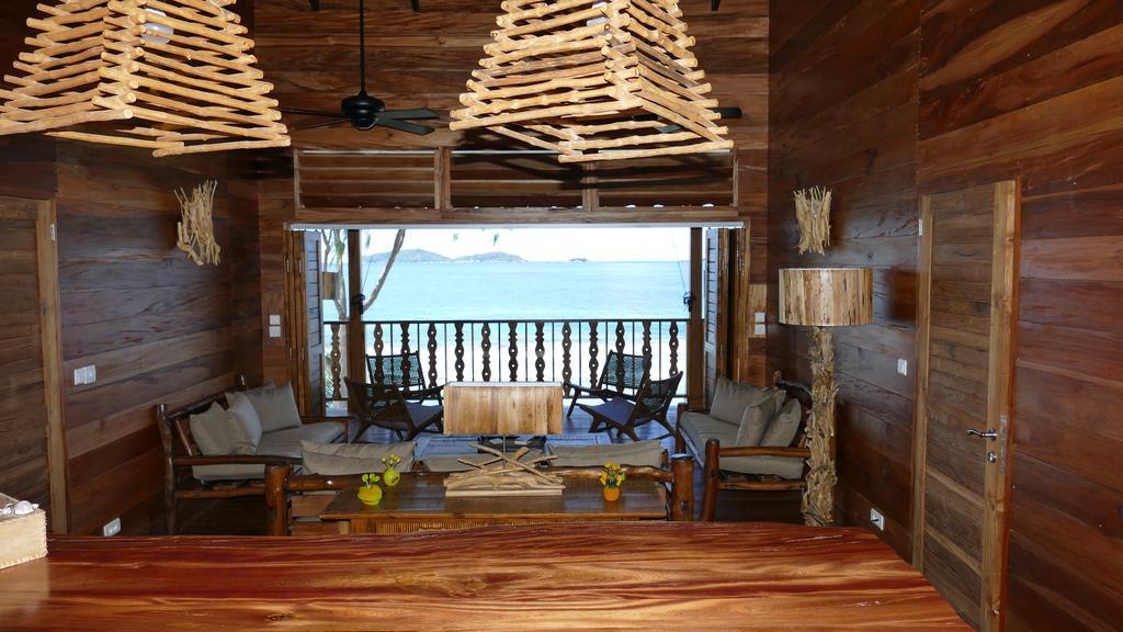 Villa Lakaz An Bwa à La Digue  Extérieur photo